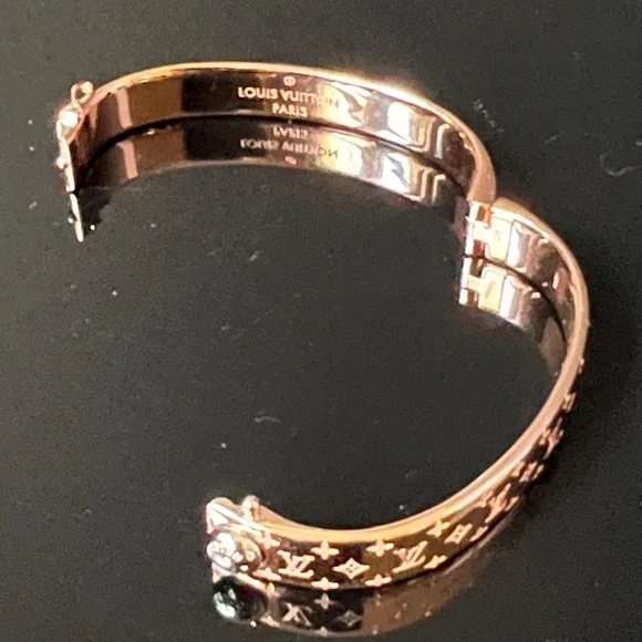 Louis Vuitton Monogram Hinged Bangle Bracelet Rose Gold Tone Size S - Picture 2 of 11